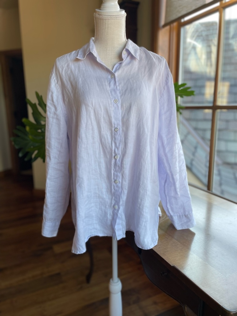 J. Jill Light Lavender 100% Linen Button Down Shirt size LP